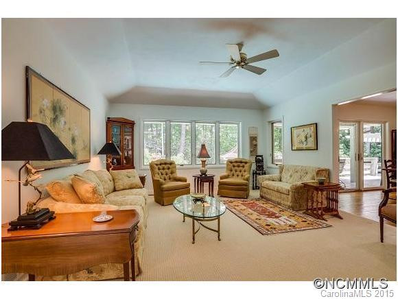 563 Fox Run Lane - Photo 4