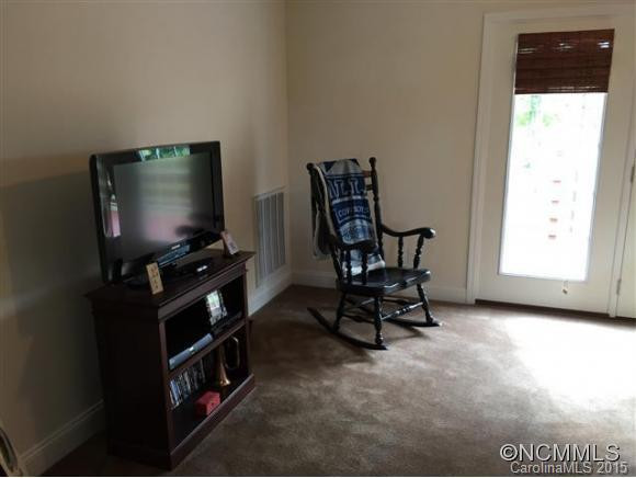 173 Ridge Field Drive - Photo 16