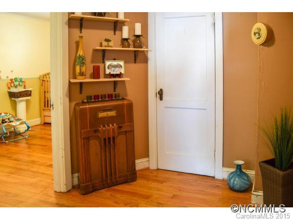 145 Sinclair Avenue - Photo 14