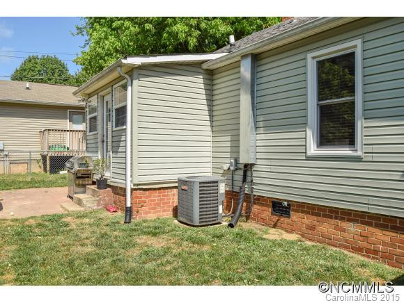 145 Sinclair Avenue - Photo 15