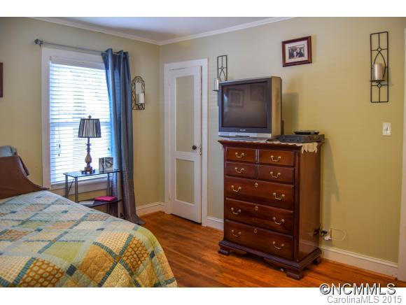 145 Sinclair Avenue - Photo 10