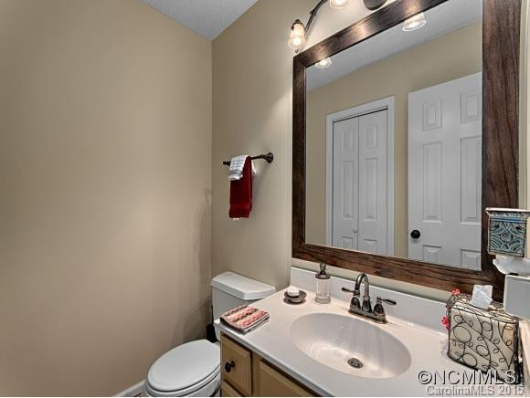 147 MEADOW LAKE ROAD - Photo 11