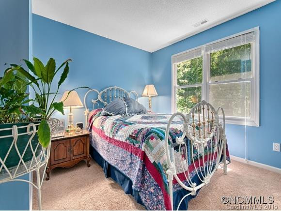 147 MEADOW LAKE ROAD - Photo 16