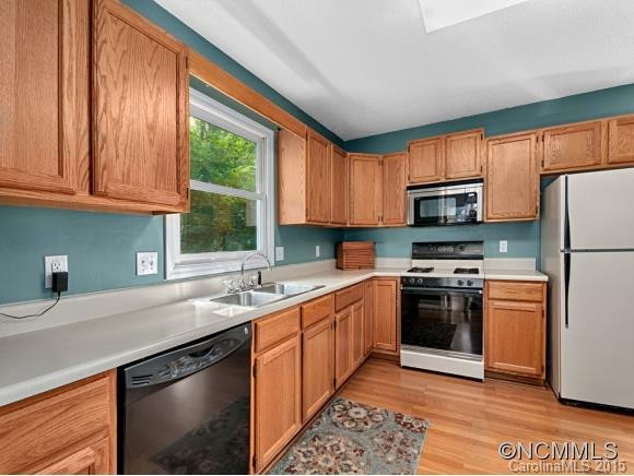 147 MEADOW LAKE ROAD - Photo 9