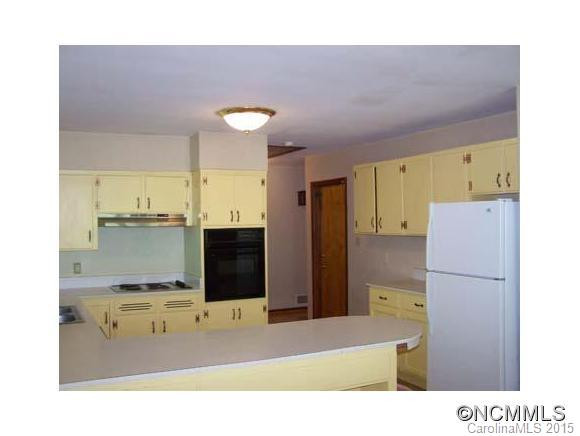 470 Longview Drive - Photo 13