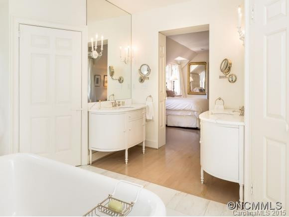 10 GREENWOOD ROAD - Photo 16
