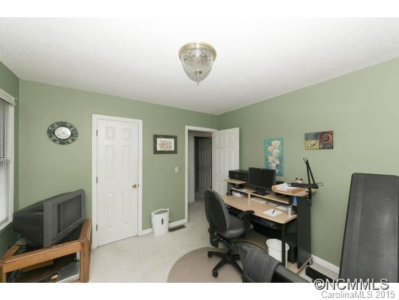 4 Warbler Drive - Photo 13
