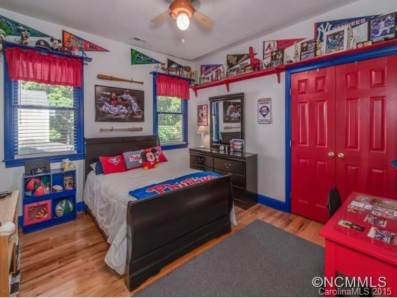 905 WOODVINE RD - Photo 13