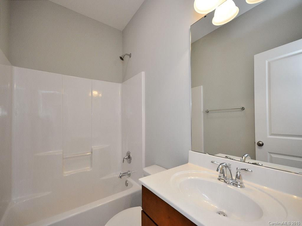 33 HYDE PARK PL, LOT 44 - Photo 6