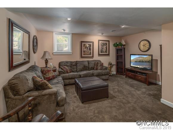 18 Clearbrook Rd - Photo 11