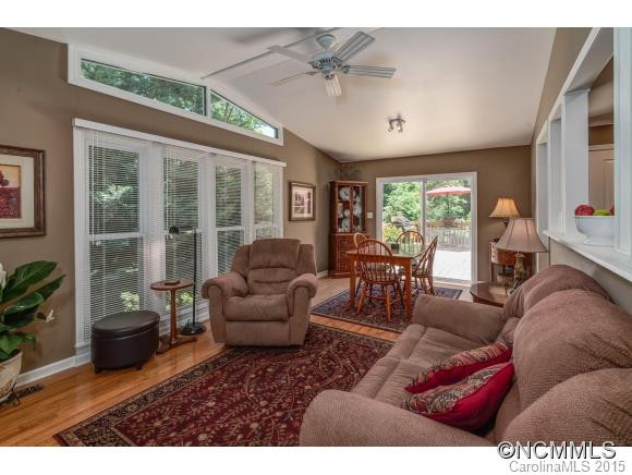18 Clearbrook Rd - Photo 4