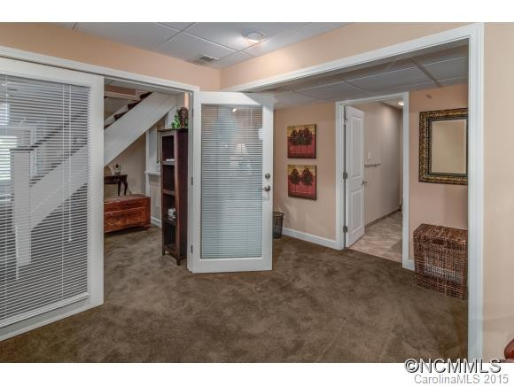 18 Clearbrook Rd - Photo 9