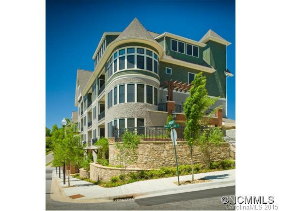 190 Broadway St. unit 305 - Photo 2