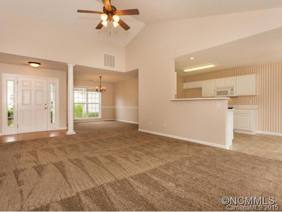 31 Misty Valley Rd - Photo 4