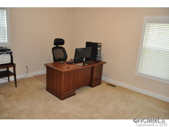 3 Sweetwater Oakes Dr - Photo 17