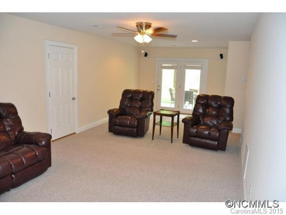3 Sweetwater Oakes Dr - Photo 20