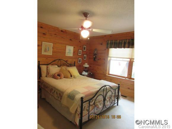 725 Faircrest Lane - Photo 11