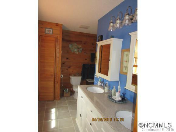 725 Faircrest Lane - Photo 13