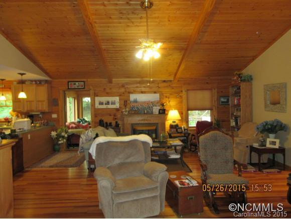 725 Faircrest Lane - Photo 5