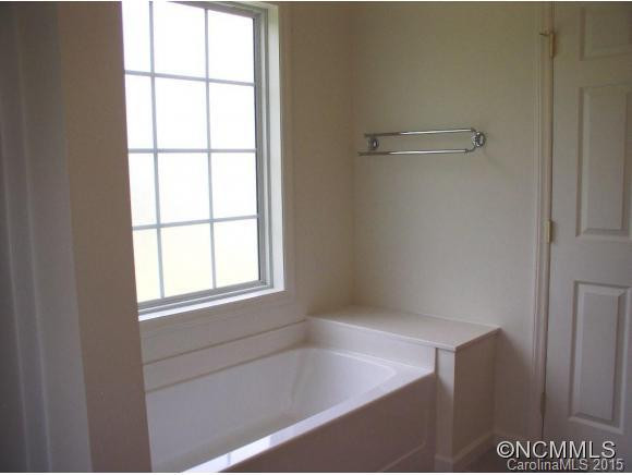 211 Fates Circle - Photo 8