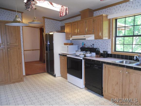 329 Henderson Drive - Photo 5
