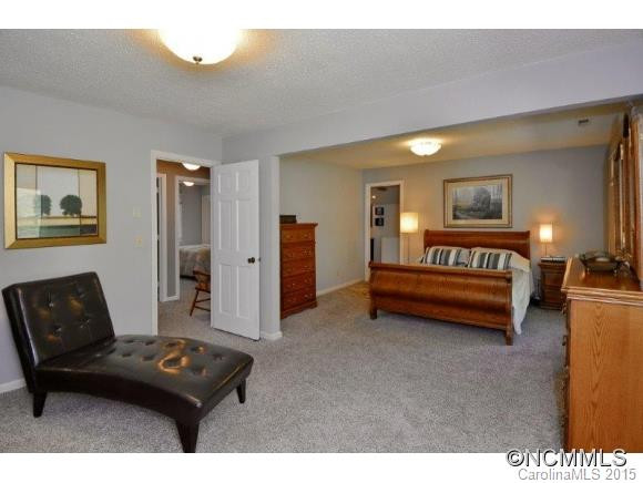 238 Canterbury Way - Photo 11