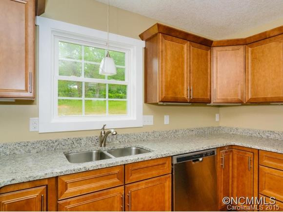 18 Alex Way - Photo 11