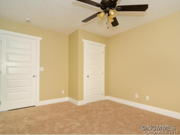 18 Alex Way - Photo 17