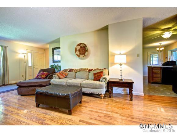101 Clark Street - Photo 2