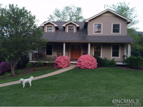 54 White Pine Circle