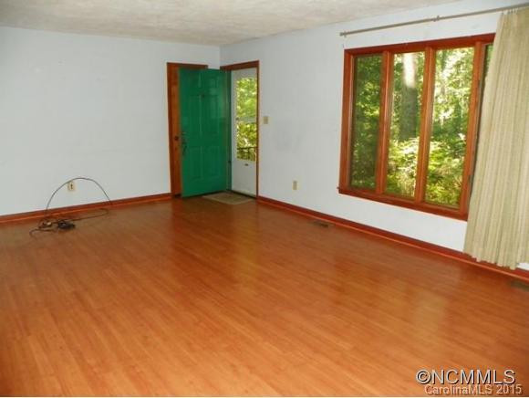 173 Pinecrest Drive - Photo 2