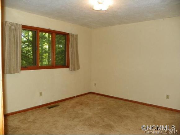 173 Pinecrest Drive - Photo 8