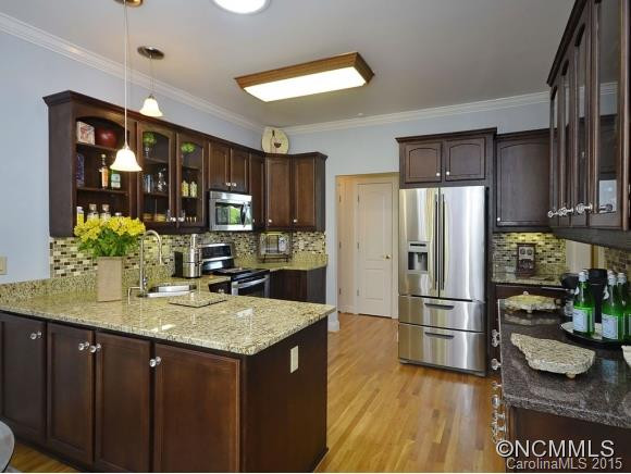 70 CARRIAGE HIGHLANDS COURT - Photo 6