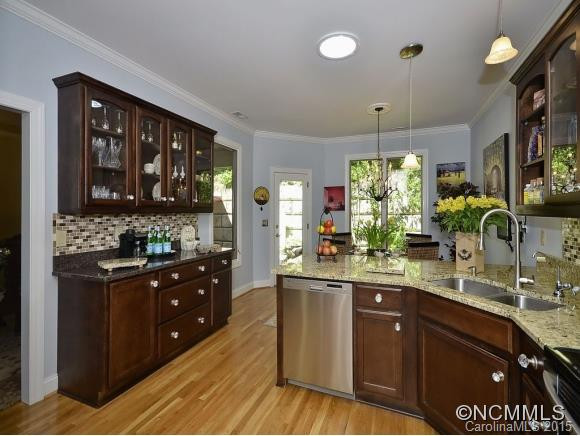 70 CARRIAGE HIGHLANDS COURT - Photo 7