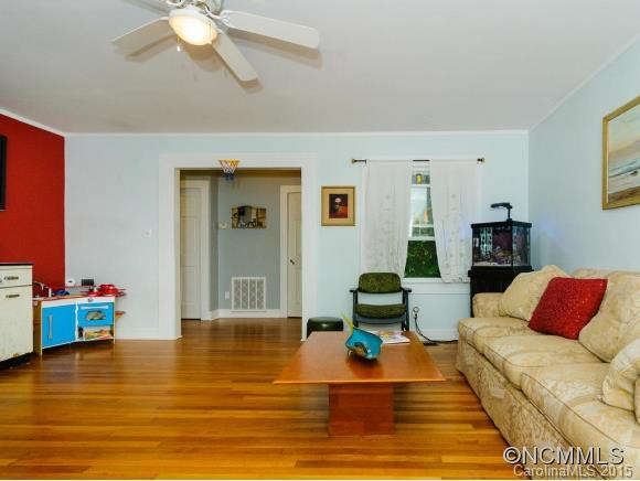 23 Laurel Avenue - Photo 4