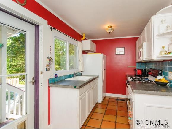 23 Laurel Avenue - Photo 5