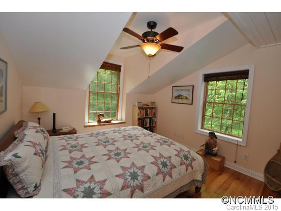 1040 Norton Fork Rd - Photo 10