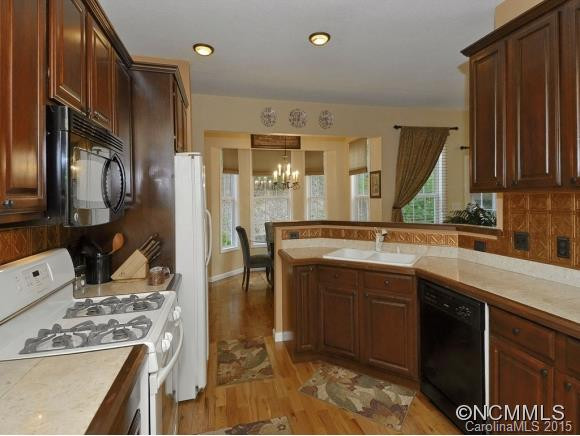64 DALYA RD - Photo 8
