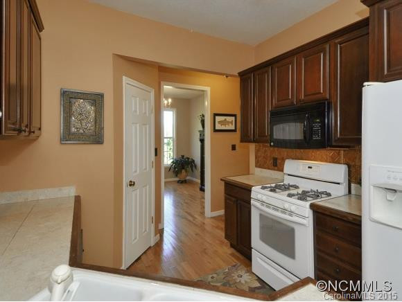 64 DALYA RD - Photo 10