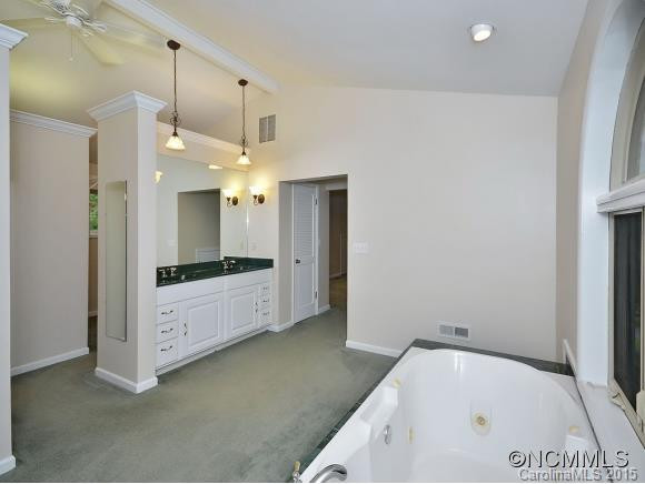 8 MUIRFIELD COURT - Photo 14