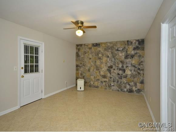 8 MUIRFIELD COURT - Photo 16