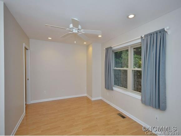 8 MUIRFIELD COURT - Photo 9