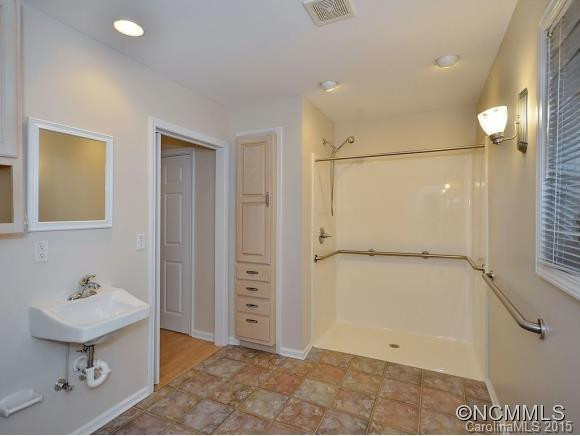 8 MUIRFIELD COURT - Photo 10