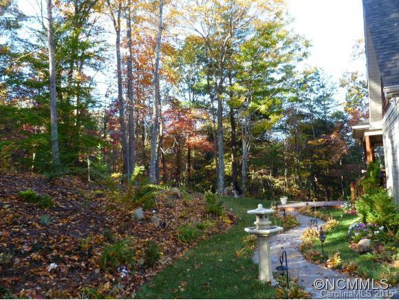 11 Maple Cove Drive - Photo 2
