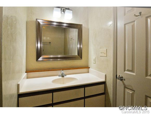 1801 Abbey Circle - Photo 19