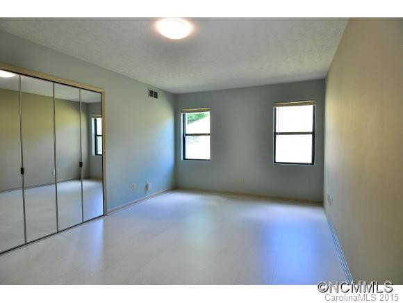 1801 Abbey Circle - Photo 7