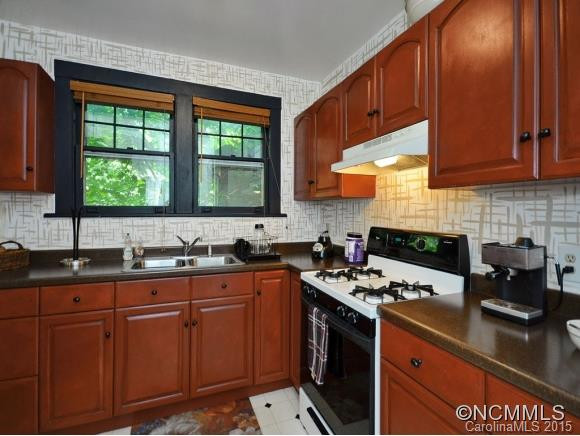 15 GOLF ST - Photo 6