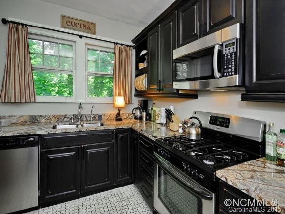 15 GOLF ST - Photo 9