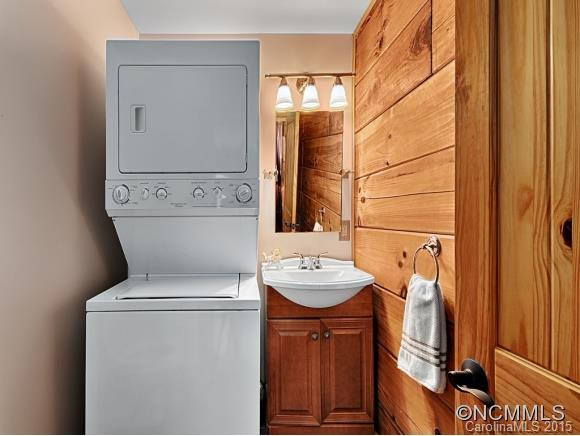 2 ROCK SPRINGS LN - Photo 13