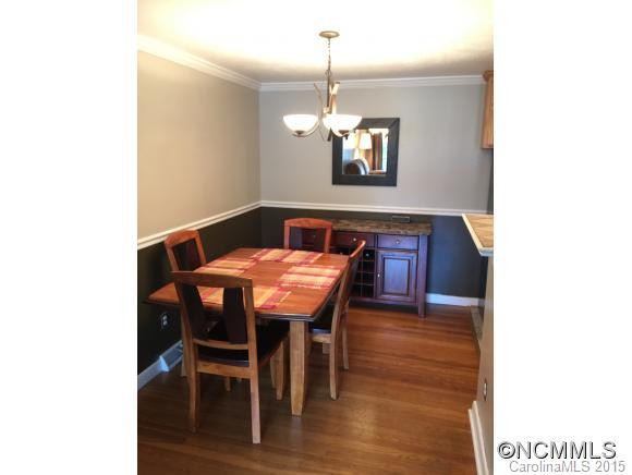 200 Oak Terrace - Photo 4